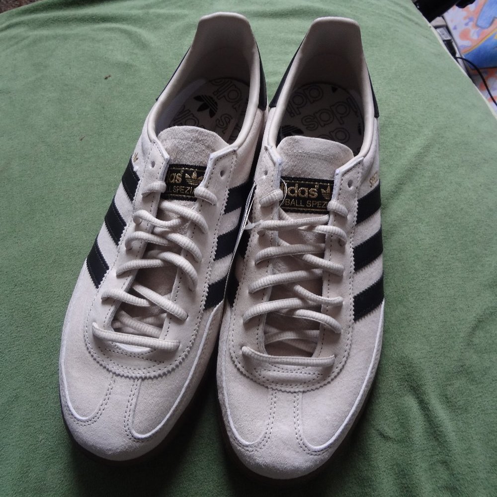 Brand New in box Adidas Shoes. Mens Size 9